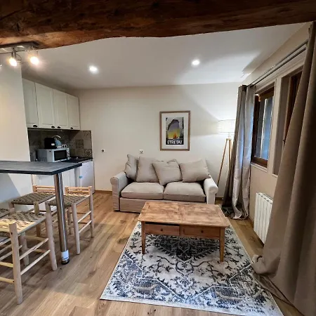 Le Clos De Lily * Coudray-Rabut