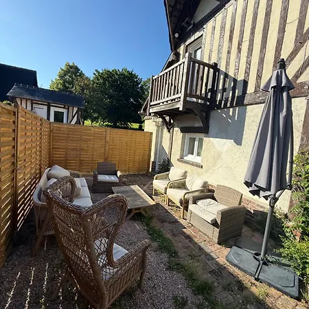 Holiday home Le Clos De Lily Coudray-Rabut